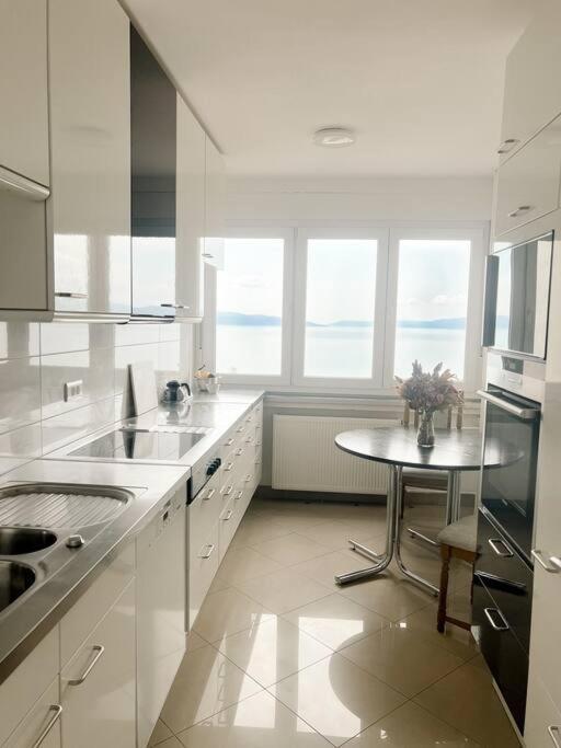 Apartment The Sea View