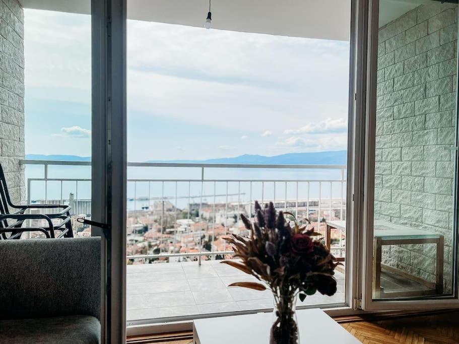 Apartment The Sea View *